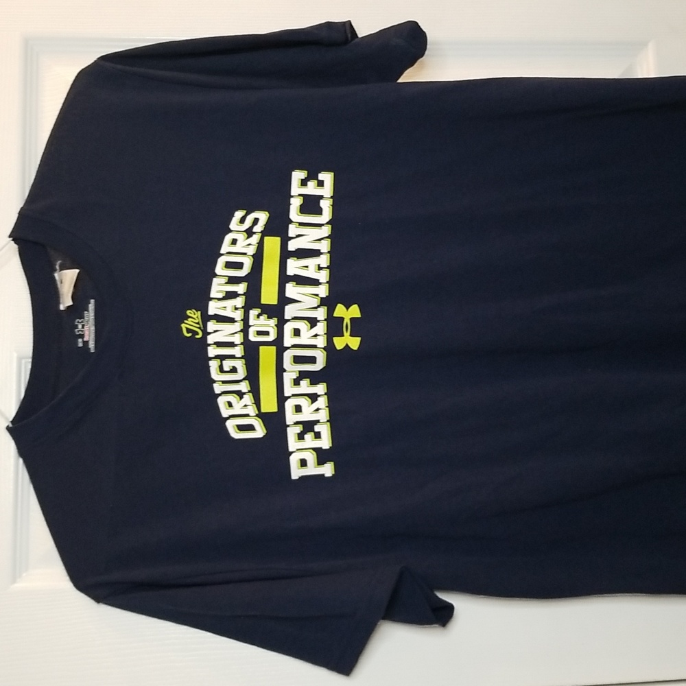 UNDER ARMOUR SHIRT